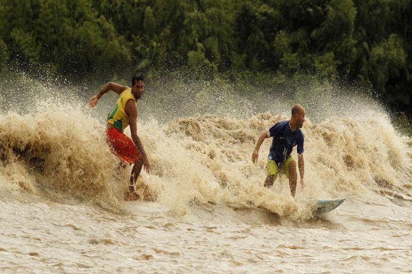 Surfe na Pororoca: Desafiando o monstro dos rios