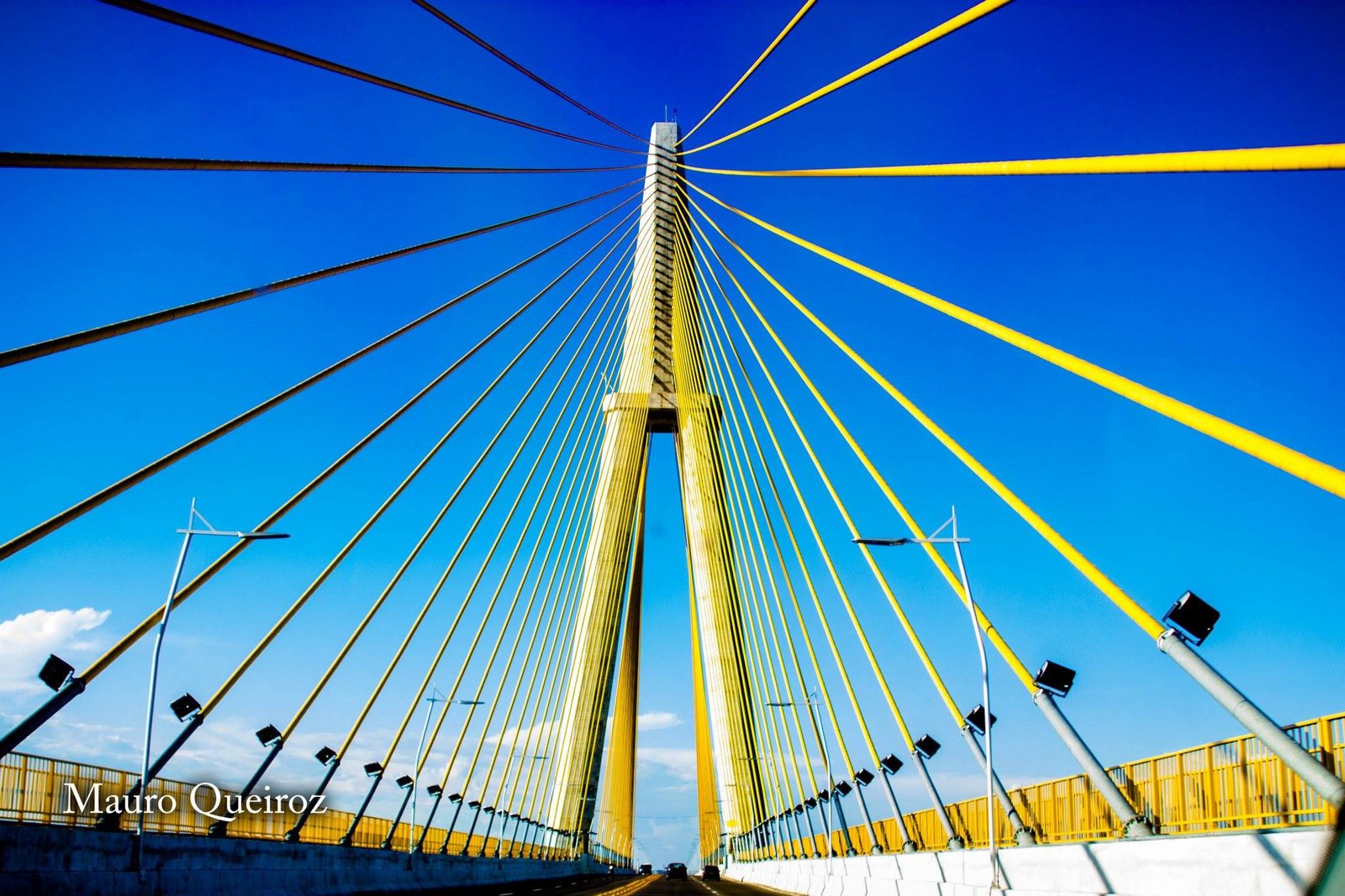 Ponte Sobre o Rio Negro