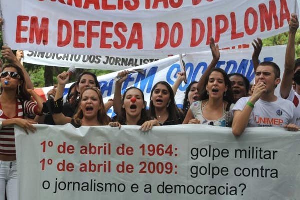 Exigência de diploma de jornalista é a ‘melhor arma’ contra a desinformação