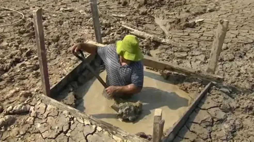 População do Amazonas enfrenta alta de 28% de doenças diarreicas em meio à seca histórica